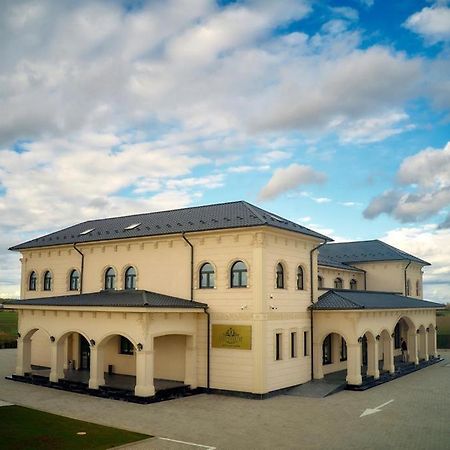 Hotel Imperium Botiz Luaran gambar
